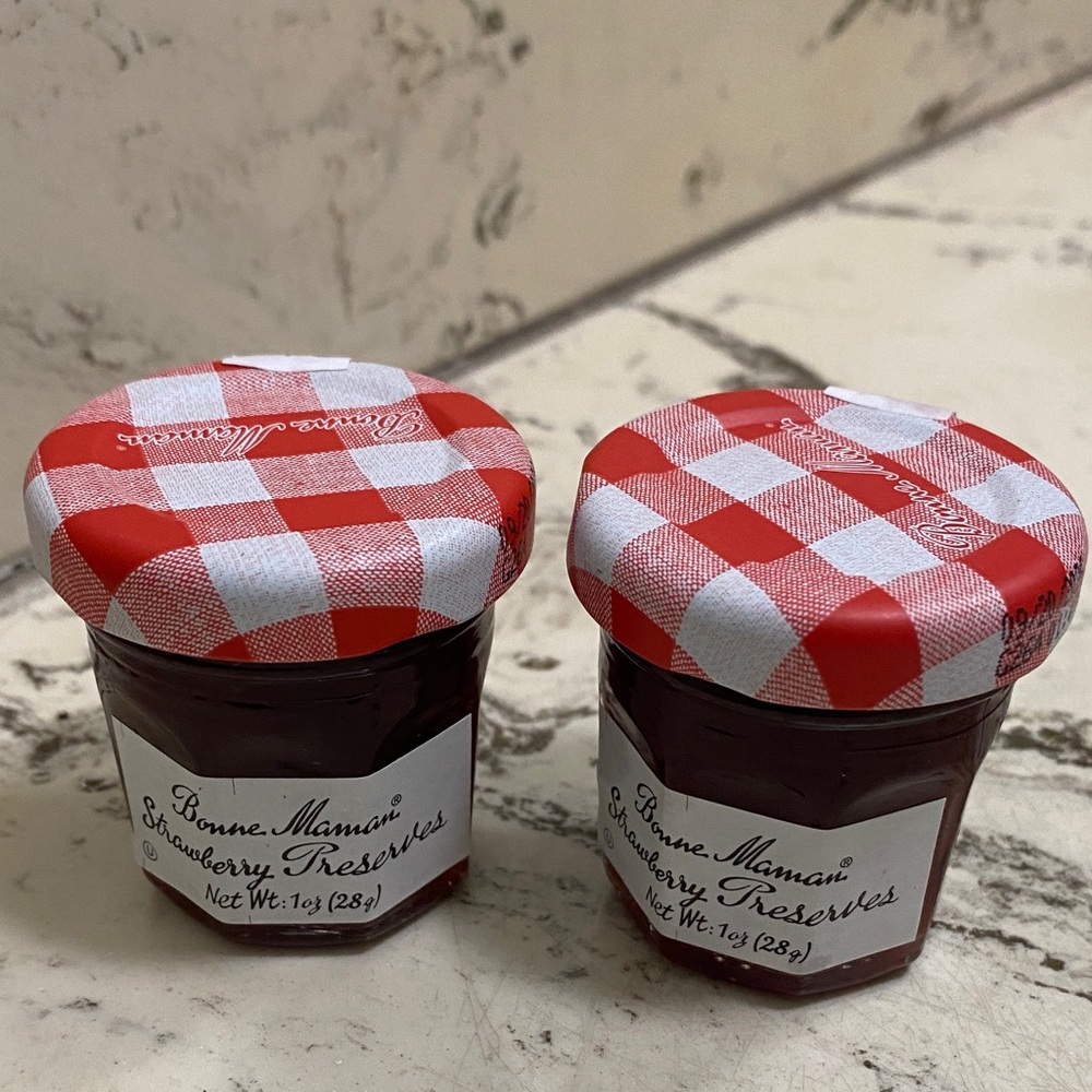 Bonne Maman Strawberry Preserves Mini Jars